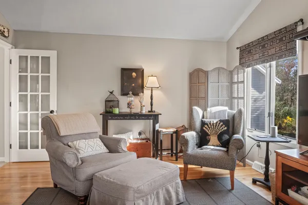 $649,000 | 6 Aspen Road, Buzzards Bay, MA 02532