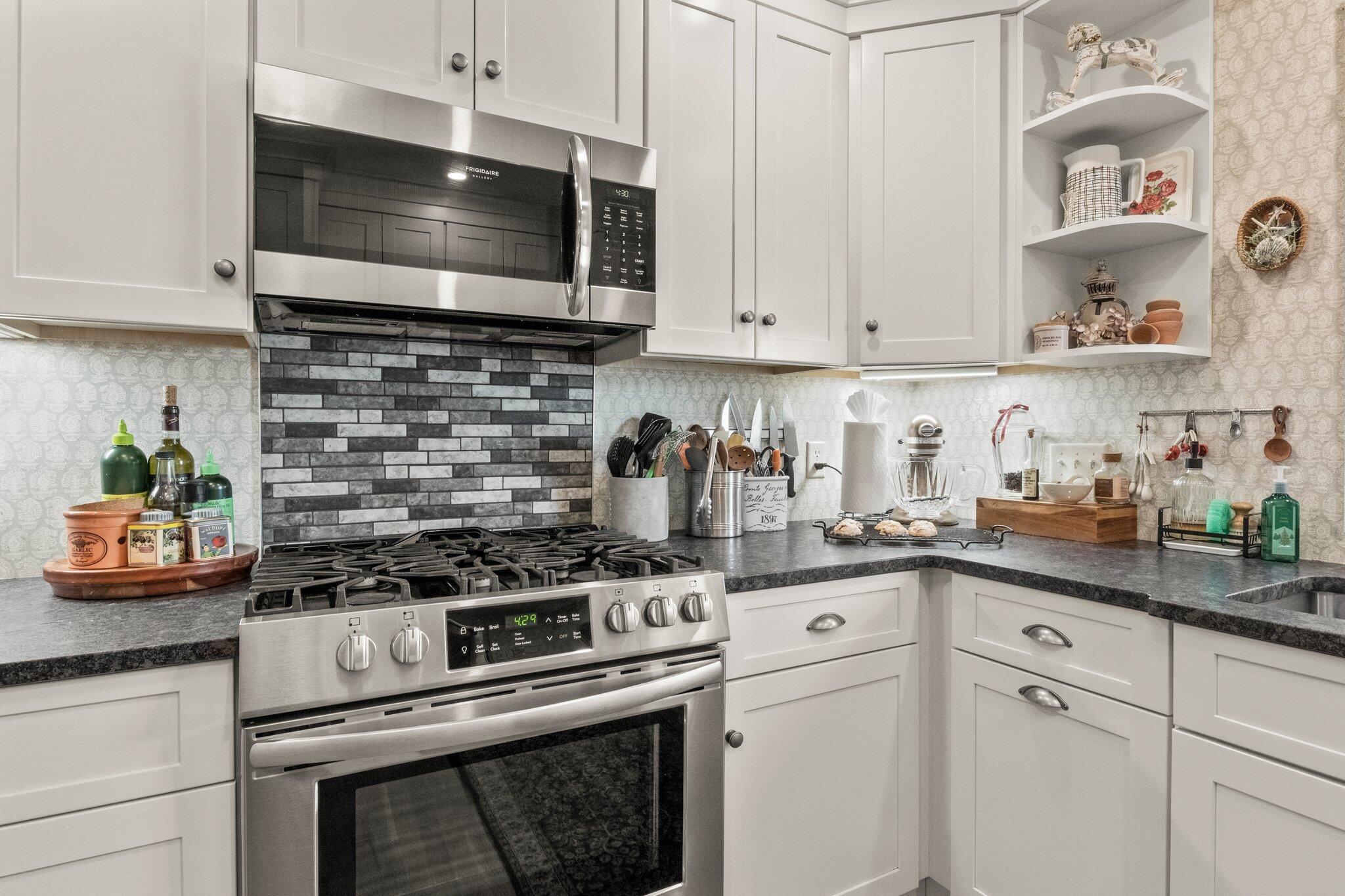 6 Aspen Road Buzzards Bay, MA 02532 - Photo 10 of 37 kitchen