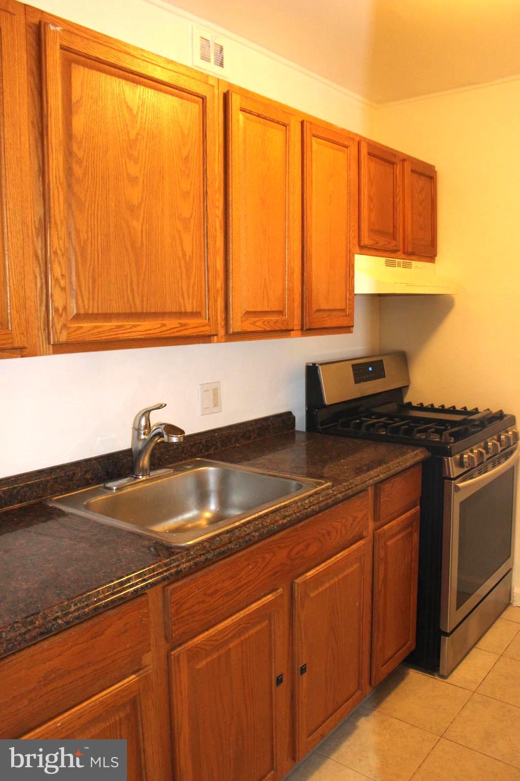 3736 Bel Pre Road, Unit 37366 Silver Spring, MD 20906 - Photo 9 of 24 Kitchen