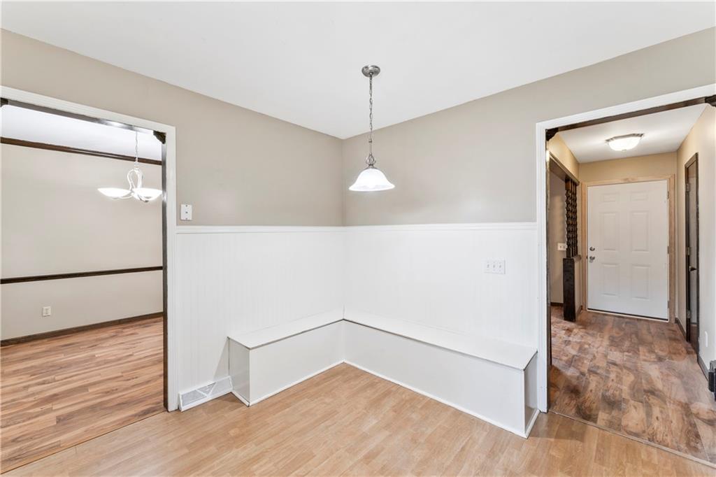 1012 East Piatt Lane Olathe, KS 66061 - Photo 13 of 39