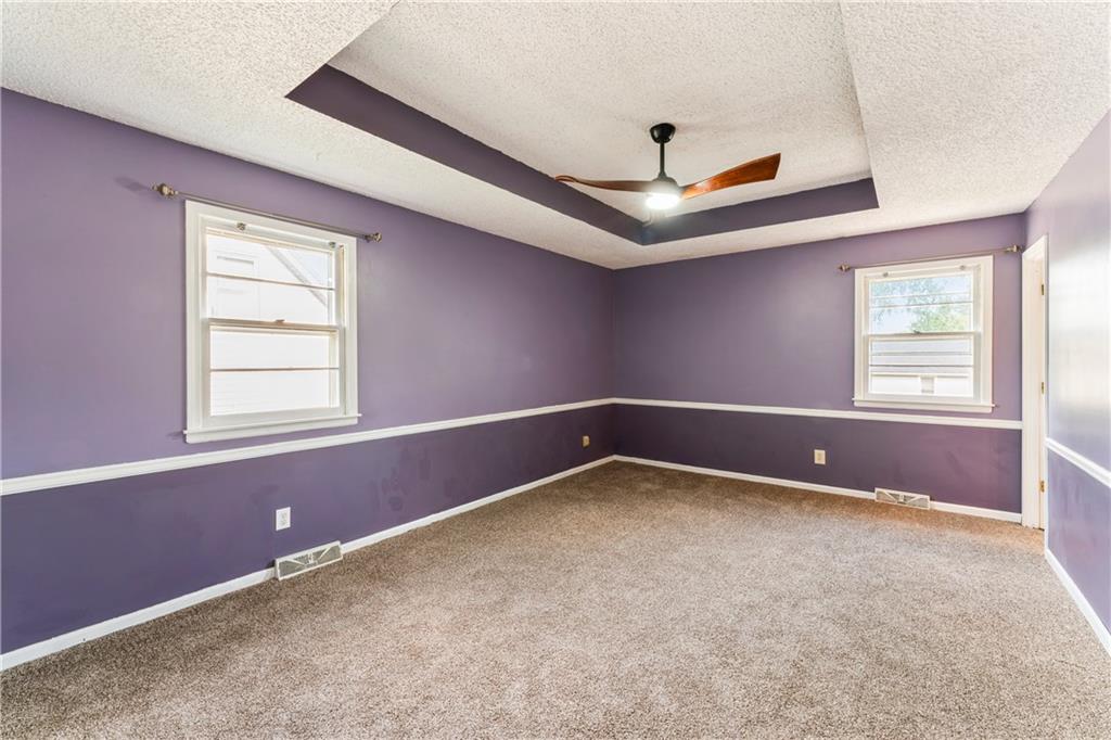 1012 East Piatt Lane Olathe, KS 66061 - Photo 15 of 39