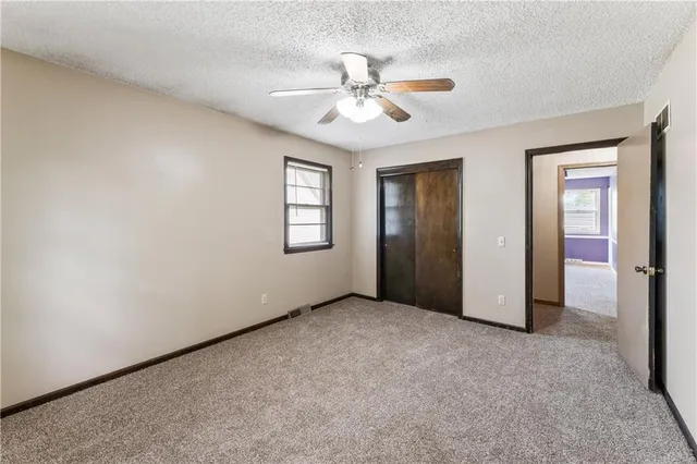 $349,900 | 1012 East Piatt Lane, Olathe, KS 66061