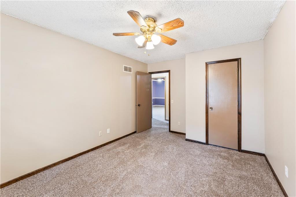 1012 East Piatt Lane Olathe, KS 66061 - Photo 21 of 39