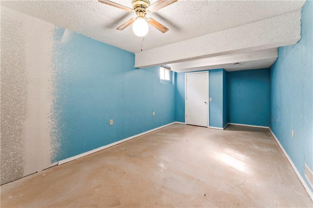 1012 East Piatt Lane Olathe, KS 66061 - Photo 29 of 39