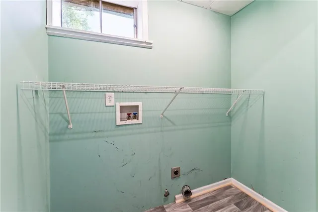 $349,900 | 1012 East Piatt Lane, Olathe, KS 66061