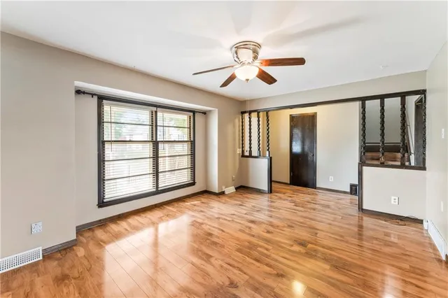 $349,900 | 1012 East Piatt Lane, Olathe, KS 66061