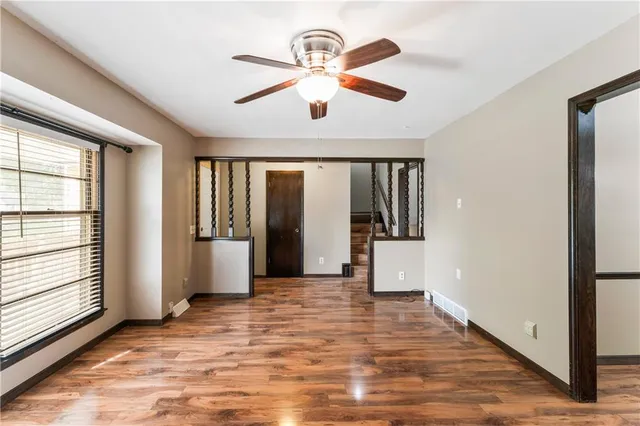 $349,900 | 1012 East Piatt Lane, Olathe, KS 66061