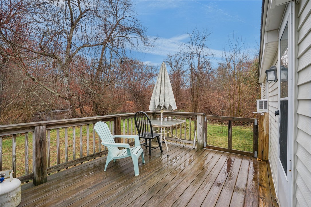 56 Laurel Street Hopkinton, RI 02804 - Photo 23 of 30