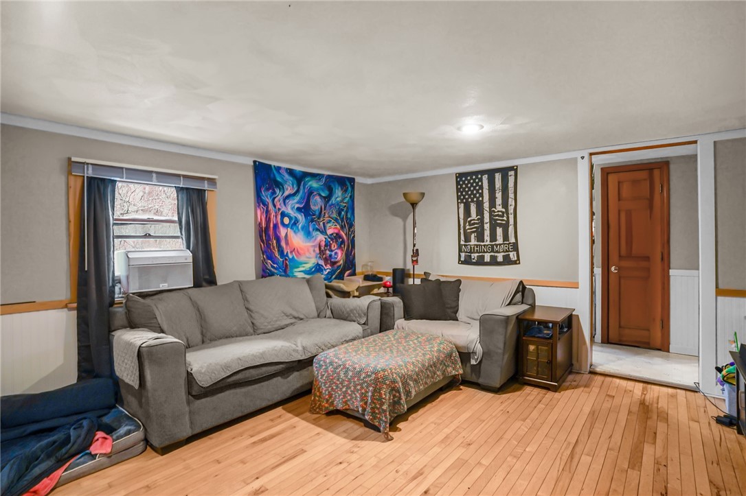 56 Laurel Street Hopkinton, RI 02804 - Photo 7 of 30