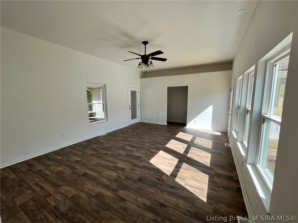 4576 Pleasure Ridge Road Southeast Corydon, IN 47112 - Photo 14 of 21
