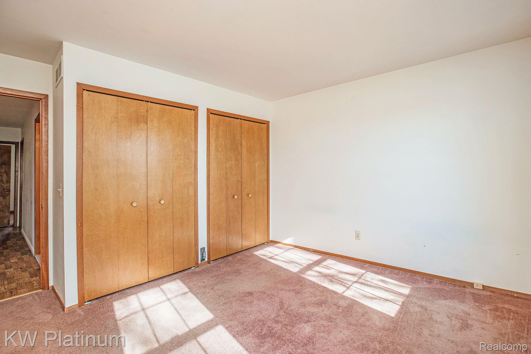5229 Peekskill Drive Sterling Heights, MI 48310 - Photo 16 of 24 Gallery Image 16