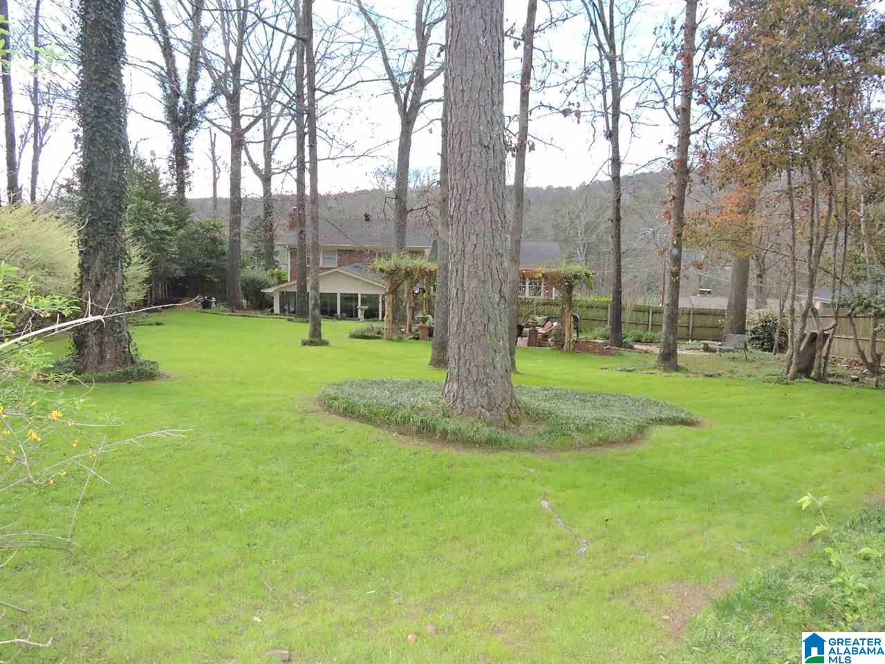 1781 Cornwall Road Birmingham, AL 35226 - Photo 4 of 40
