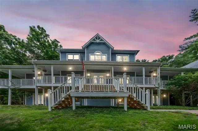 $799,900 | 17472 Thunder Valley Drive, Wildwood, MO 63025