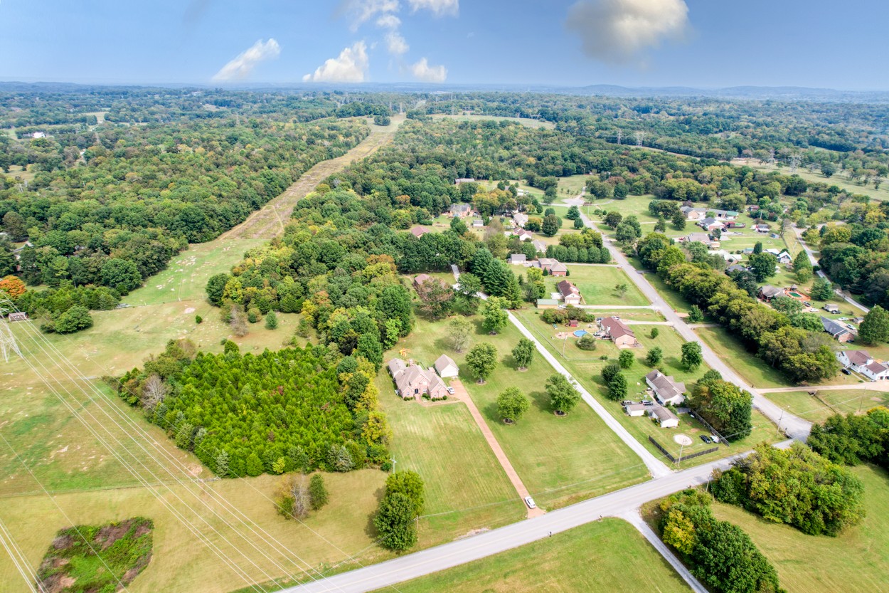 1775 Beckwith Road Mount Juliet, TN 37122 - Photo 6 of 64 a view of a city