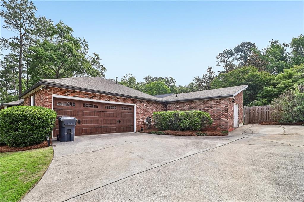 339 Habersham Road Augusta, GA 30907 - Photo 2 of 49