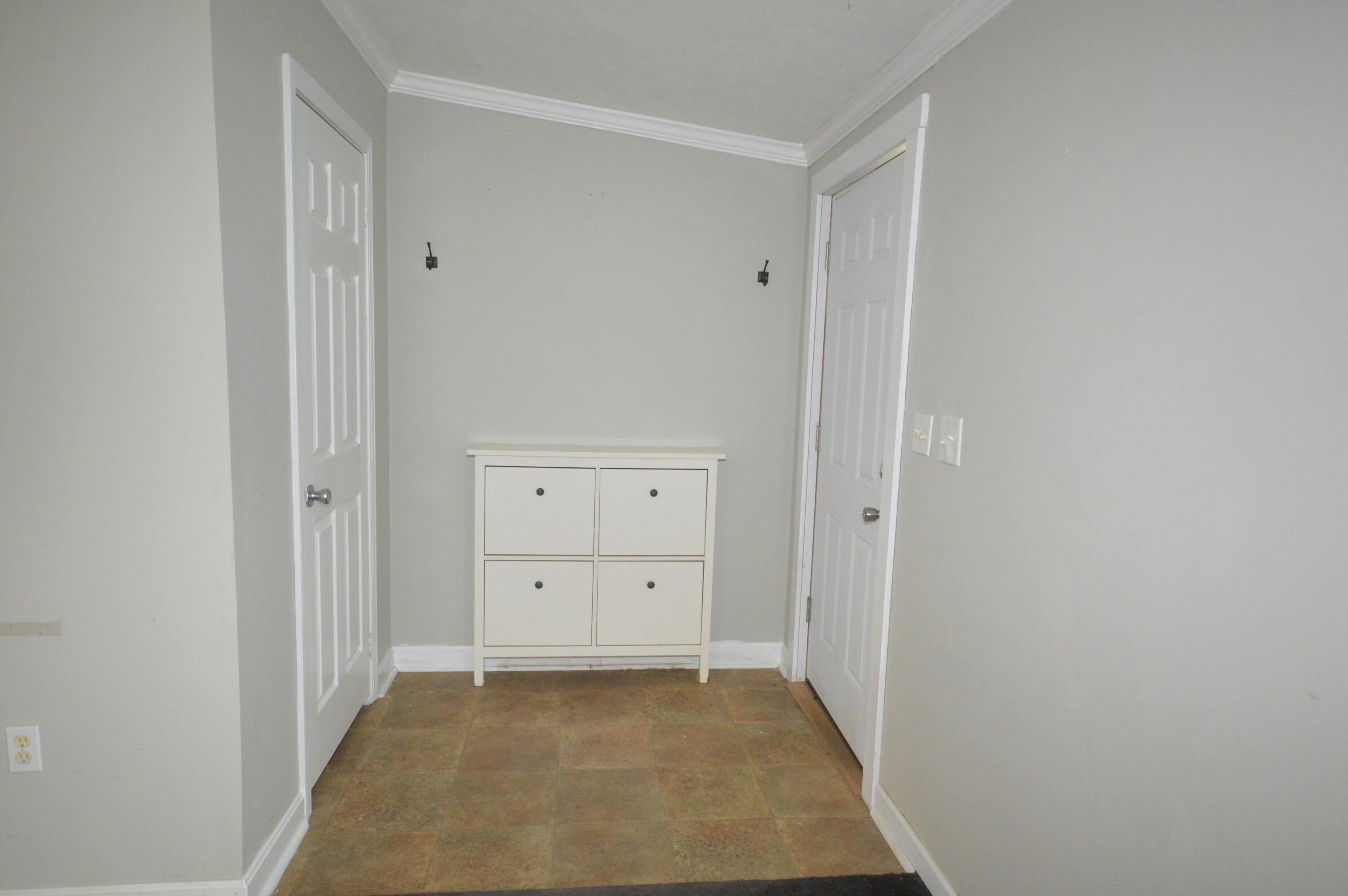 63 Beans Corner Road Pittsfield, ME 04967 - Photo 5 of 30 DSC_0026