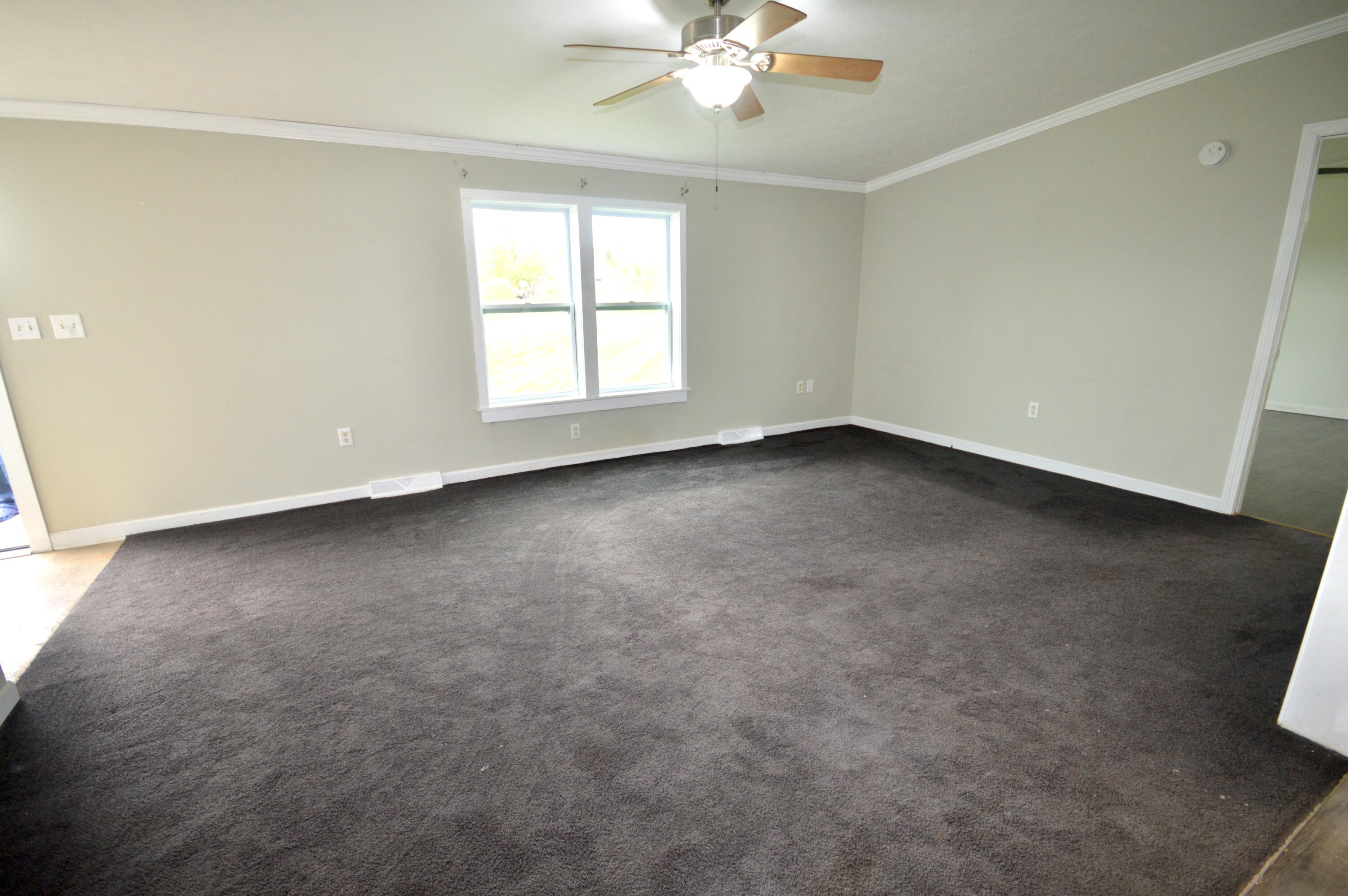 63 Beans Corner Road Pittsfield, ME 04967 - Photo 6 of 30 DSC_0002