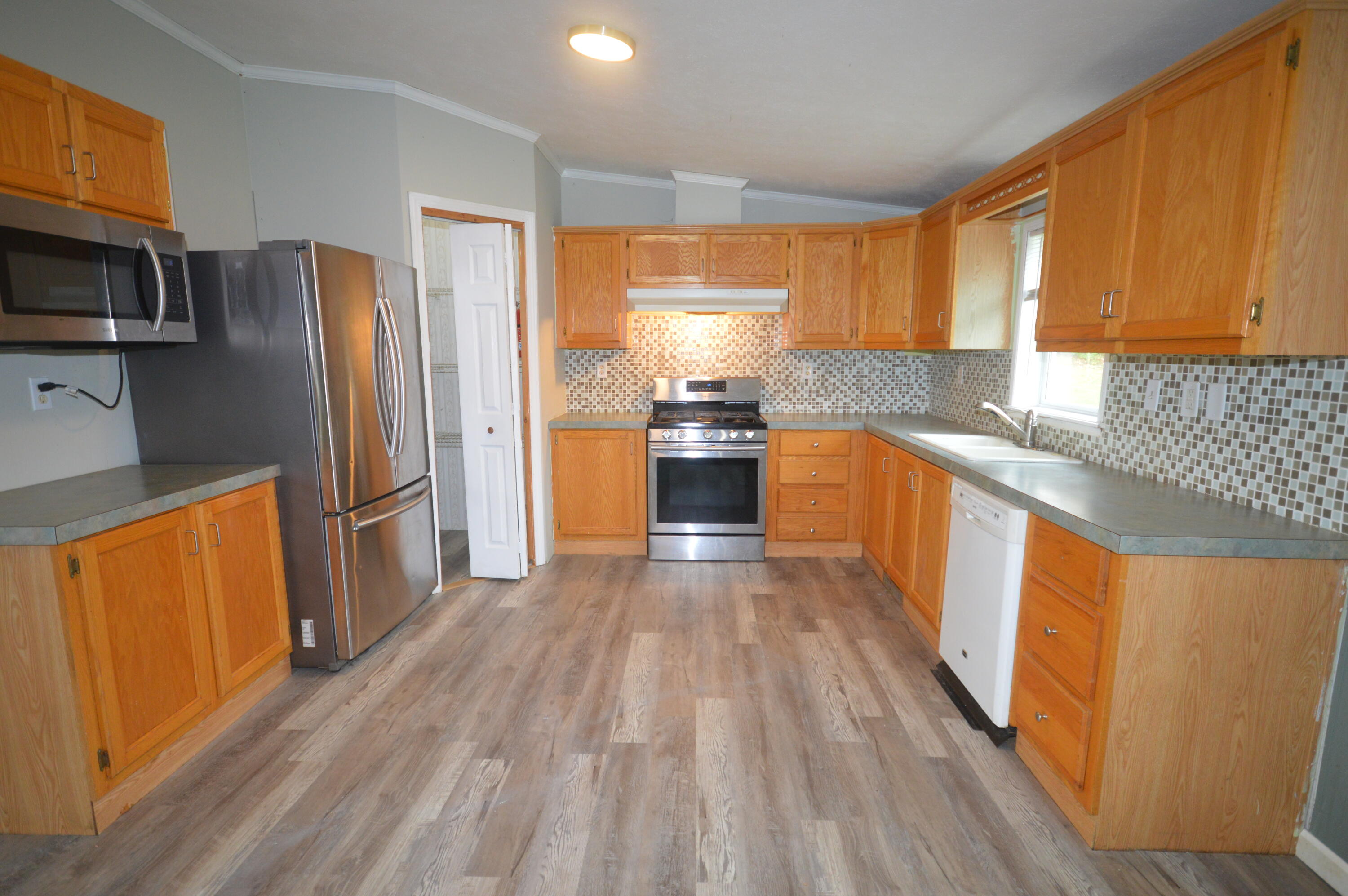 63 Beans Corner Road Pittsfield, ME 04967 - Photo 10 of 30 DSC_0019