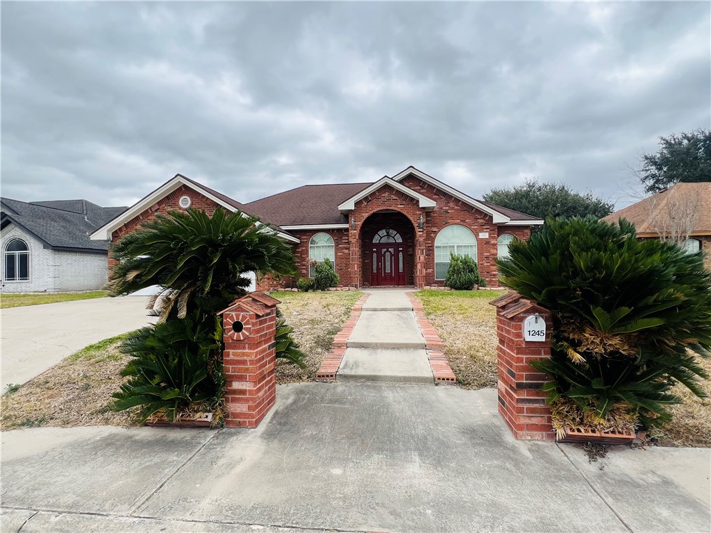 1245 Carlos Trail Alice, TX 78332 - Photo 3 of 25