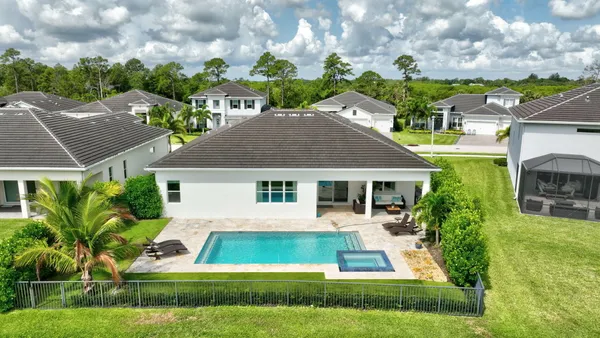 $1,125,000 | 735 Southwest Pennfield Terrace, Stuart, FL 34997