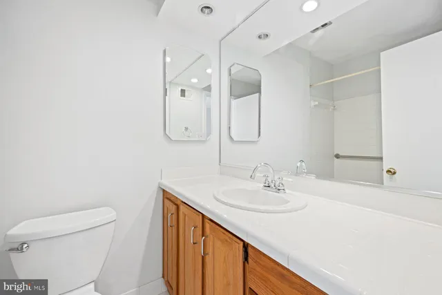 $2,700 | 3331 Buehler Court, Unit 108, Olney, MD 20832