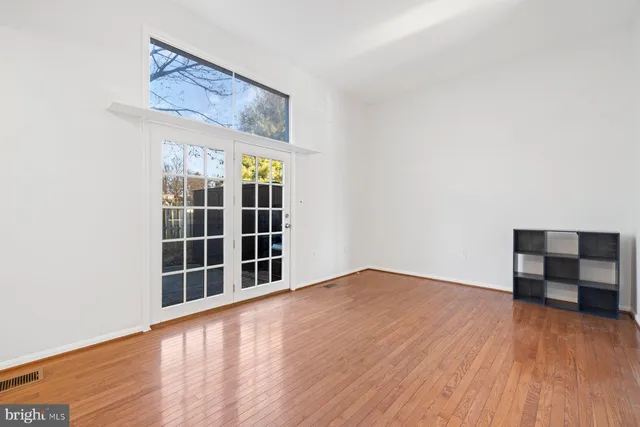 $2,700 | 3331 Buehler Court, Unit 108, Olney, MD 20832