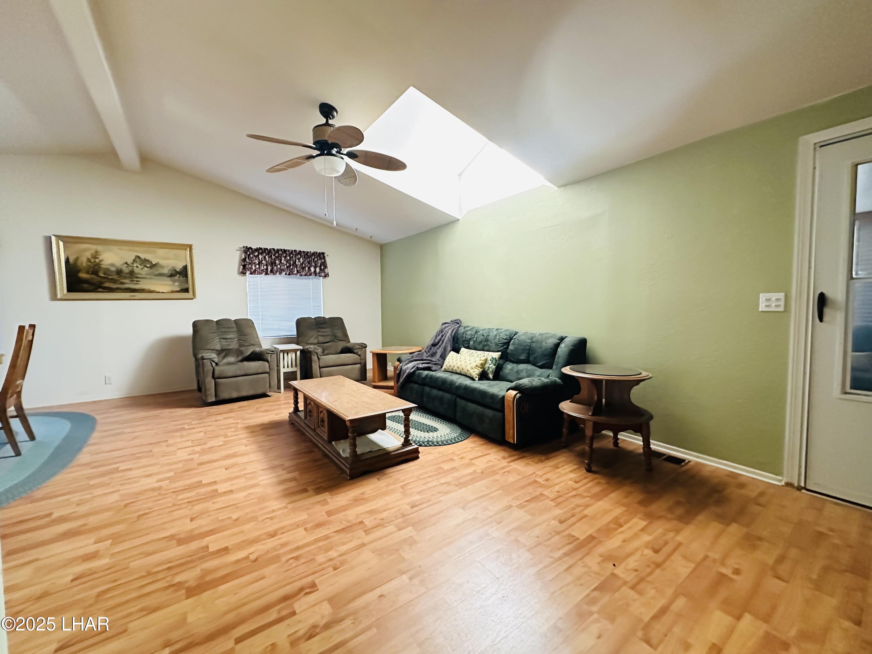 676 Hagley Loop Quartzsite, AZ 85346 - Photo 3 of 49 Living Room