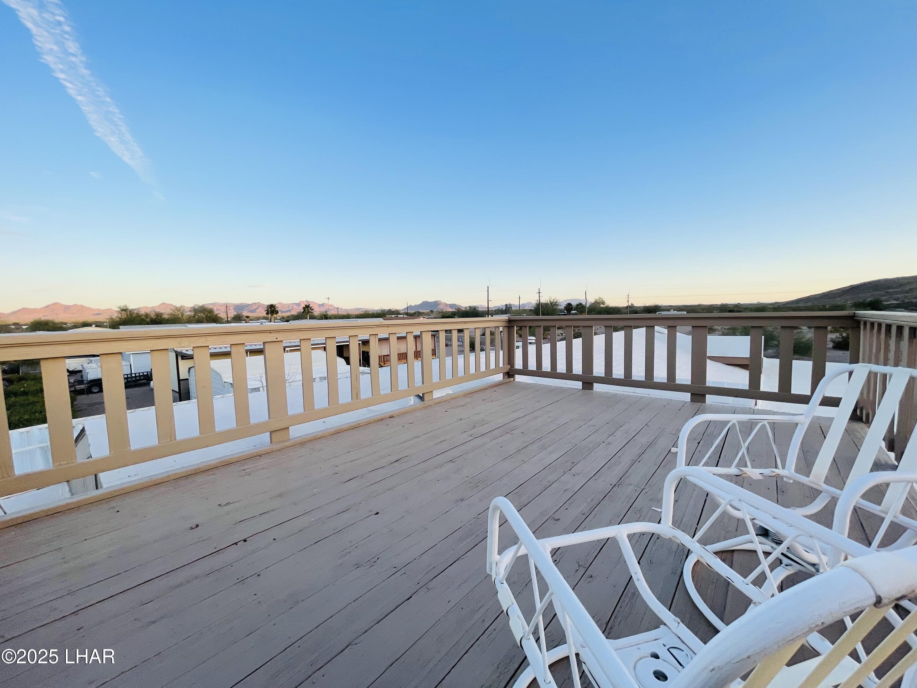 676 Hagley Loop Quartzsite, AZ 85346 - Photo 42 of 49 Sun Deck View