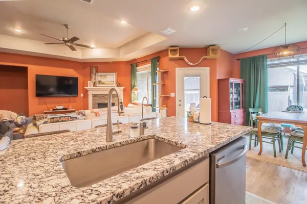 $305,000 | 7613 60th Street, Lubbock, TX 79407
