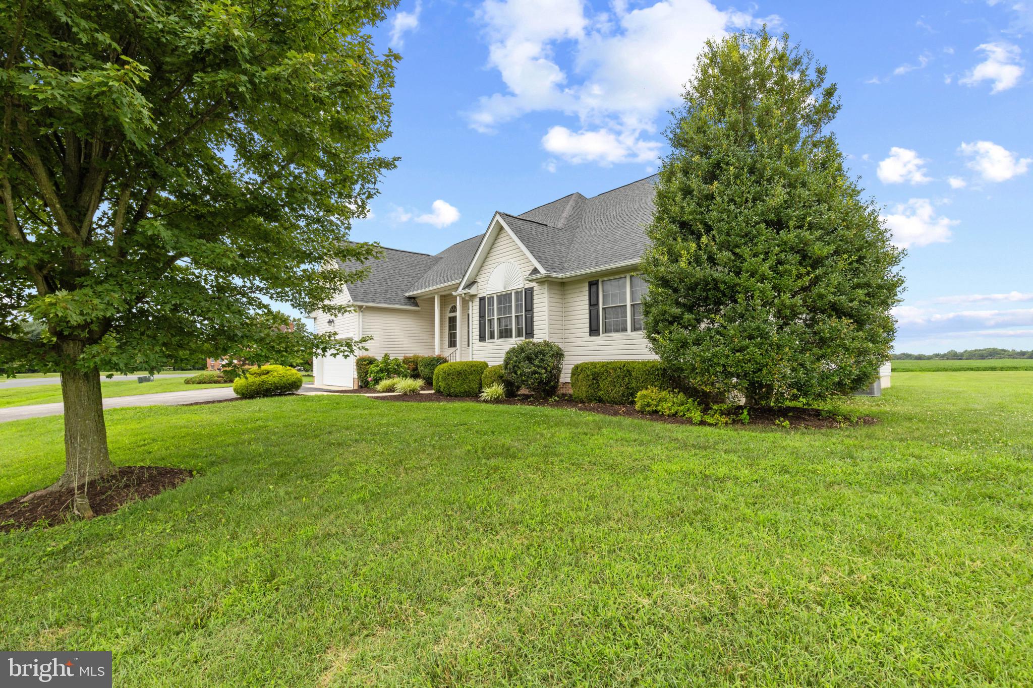 203 Beck Farm Road Centreville, MD 21617 - Photo 2 of 46 Curb Appeal Galore!