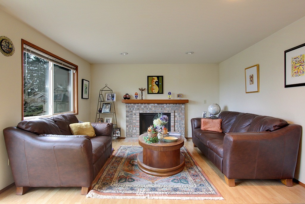 13305 Southeast 195th Street Renton, WA 98058 - Photo 2 of 18 Gallery Image 2
