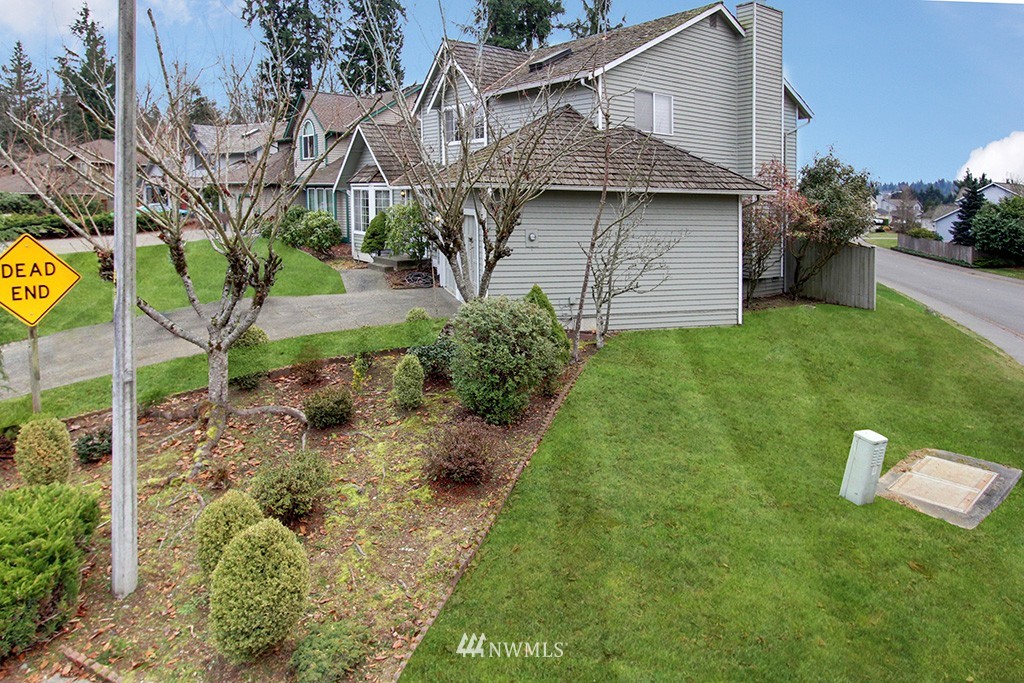 13305 Southeast 195th Street Renton, WA 98058 - Photo 16 of 18 Gallery Image 16