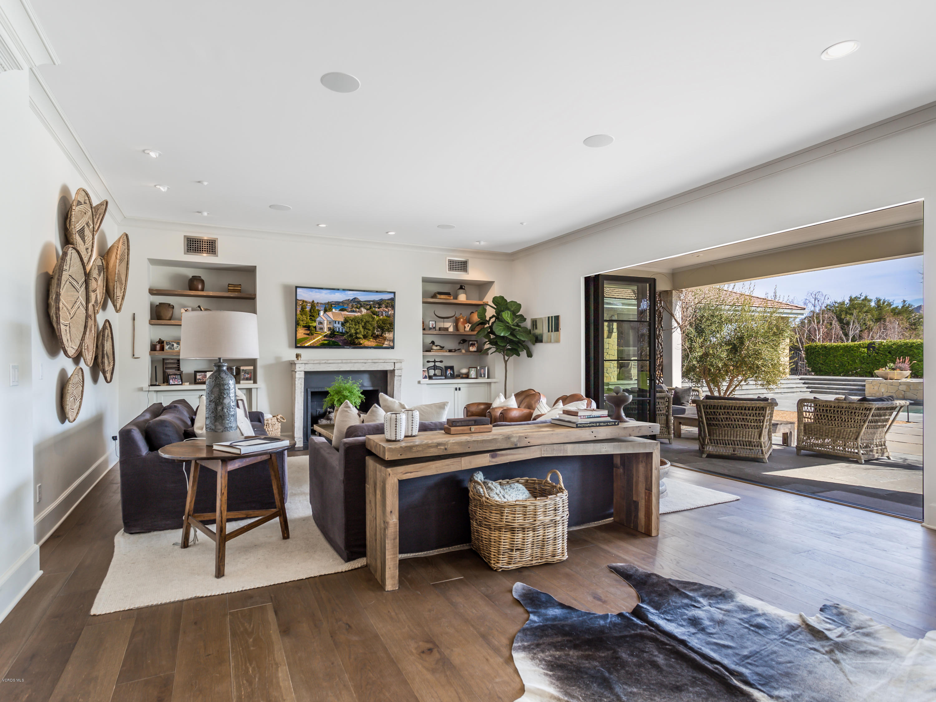 2160 Marshbrook Road Thousand Oaks, CA 91361 - Photo 11 of 56 IMG_7376