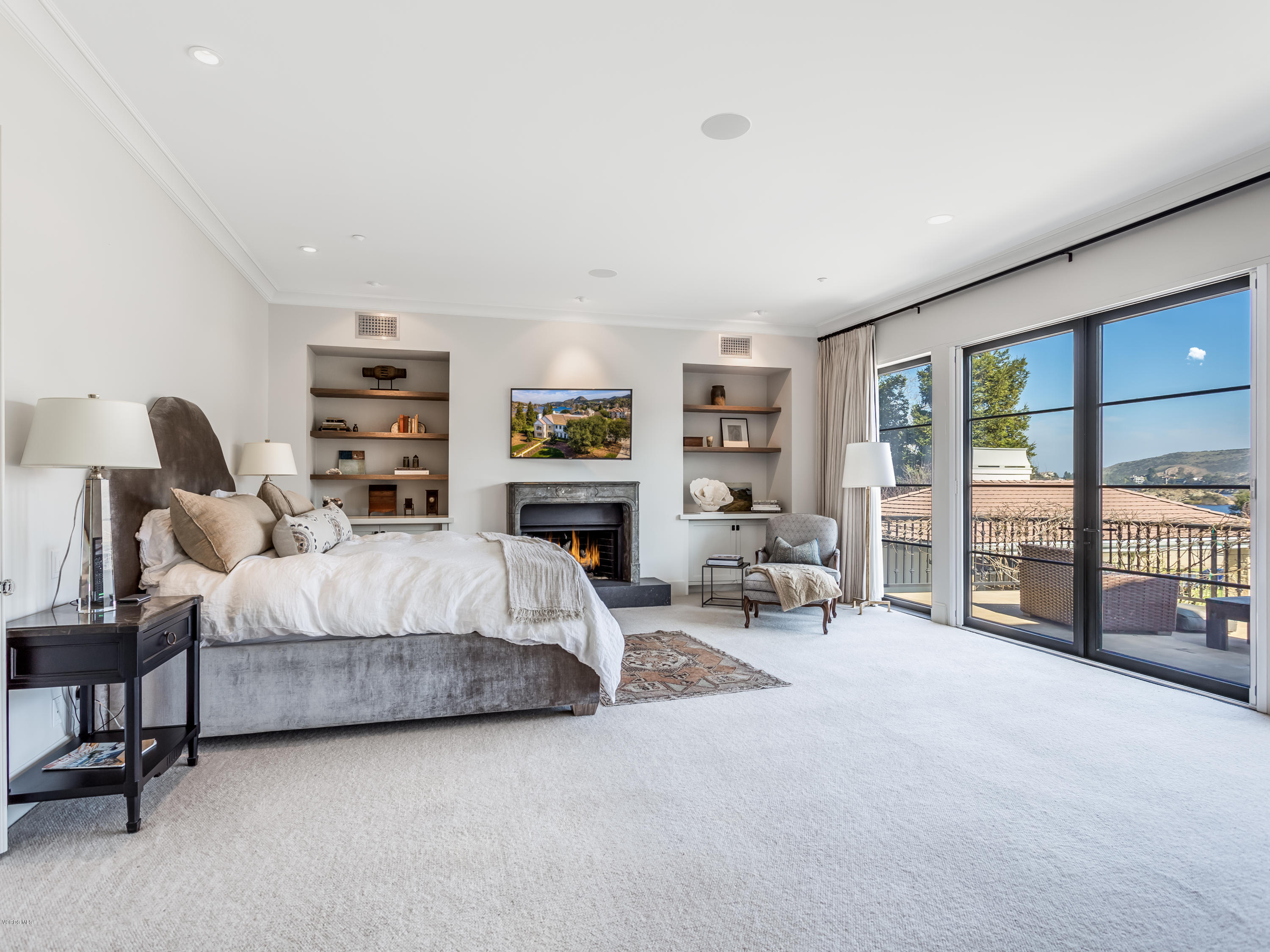 2160 Marshbrook Road Thousand Oaks, CA 91361 - Photo 12 of 56 IMG_7489