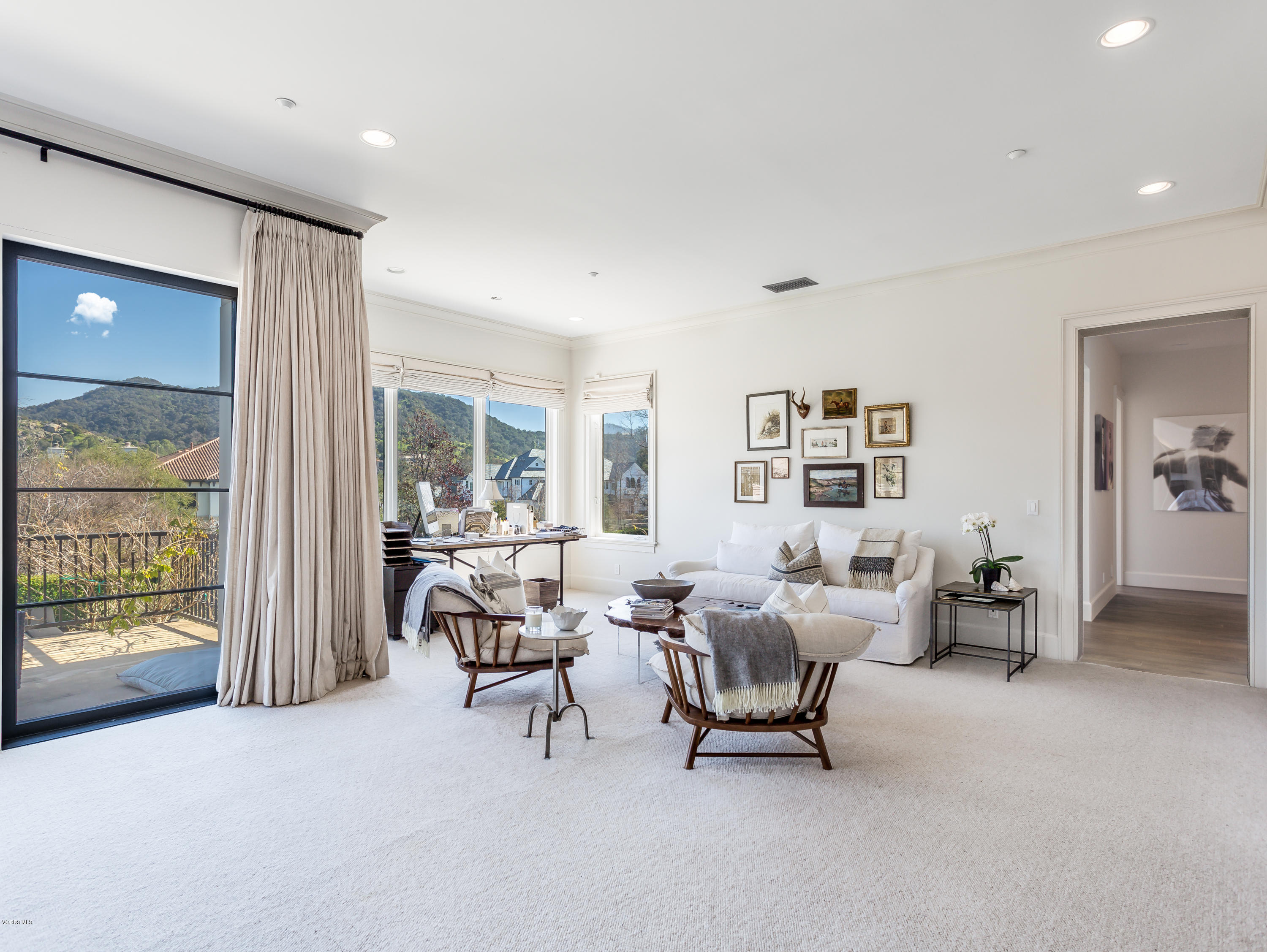 2160 Marshbrook Road Thousand Oaks, CA 91361 - Photo 15 of 56 IMG_7494