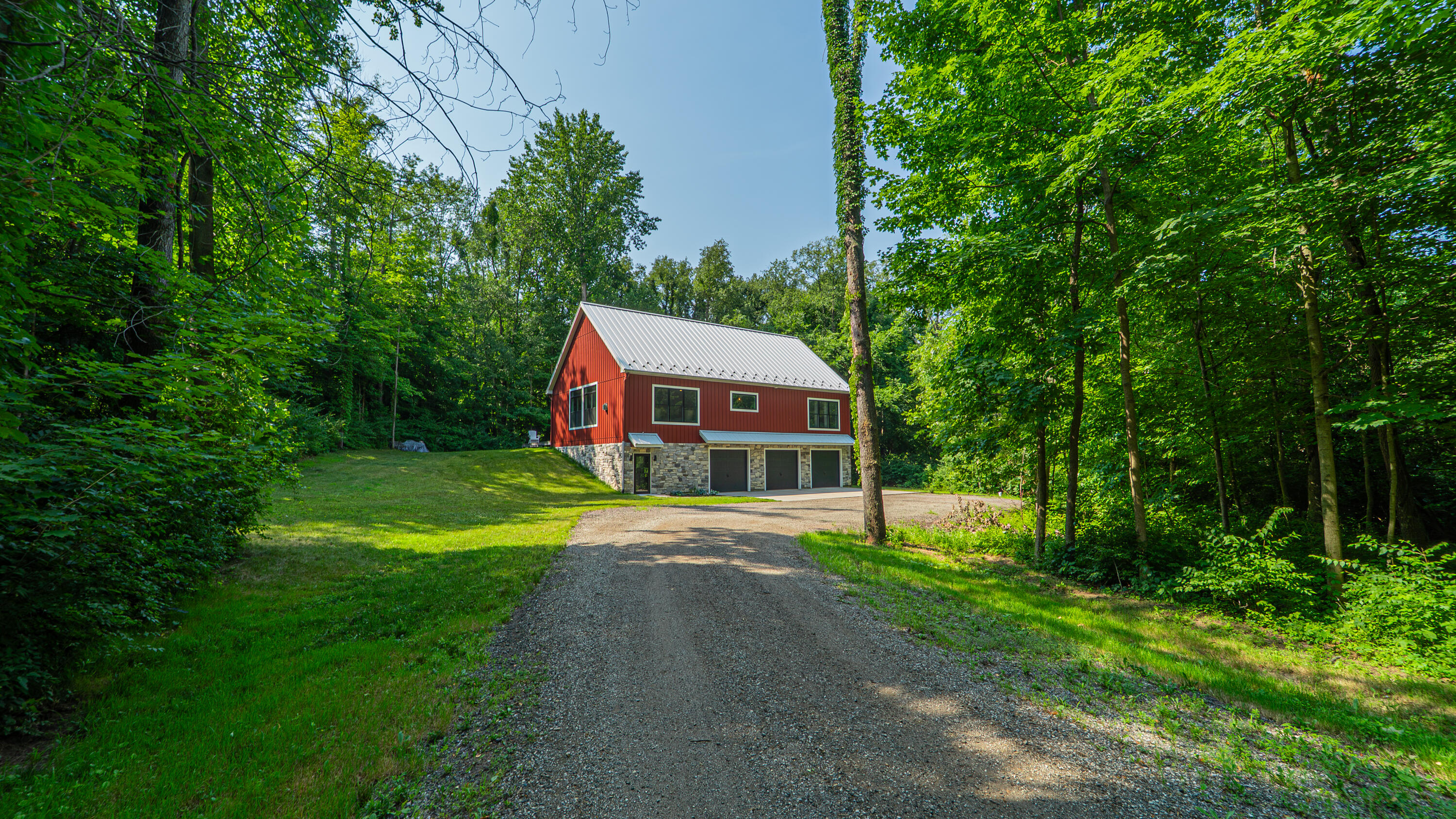 2816 Niles Buchanan Road Buchanan, MI 49107 - Photo 1 of 50 Front of home