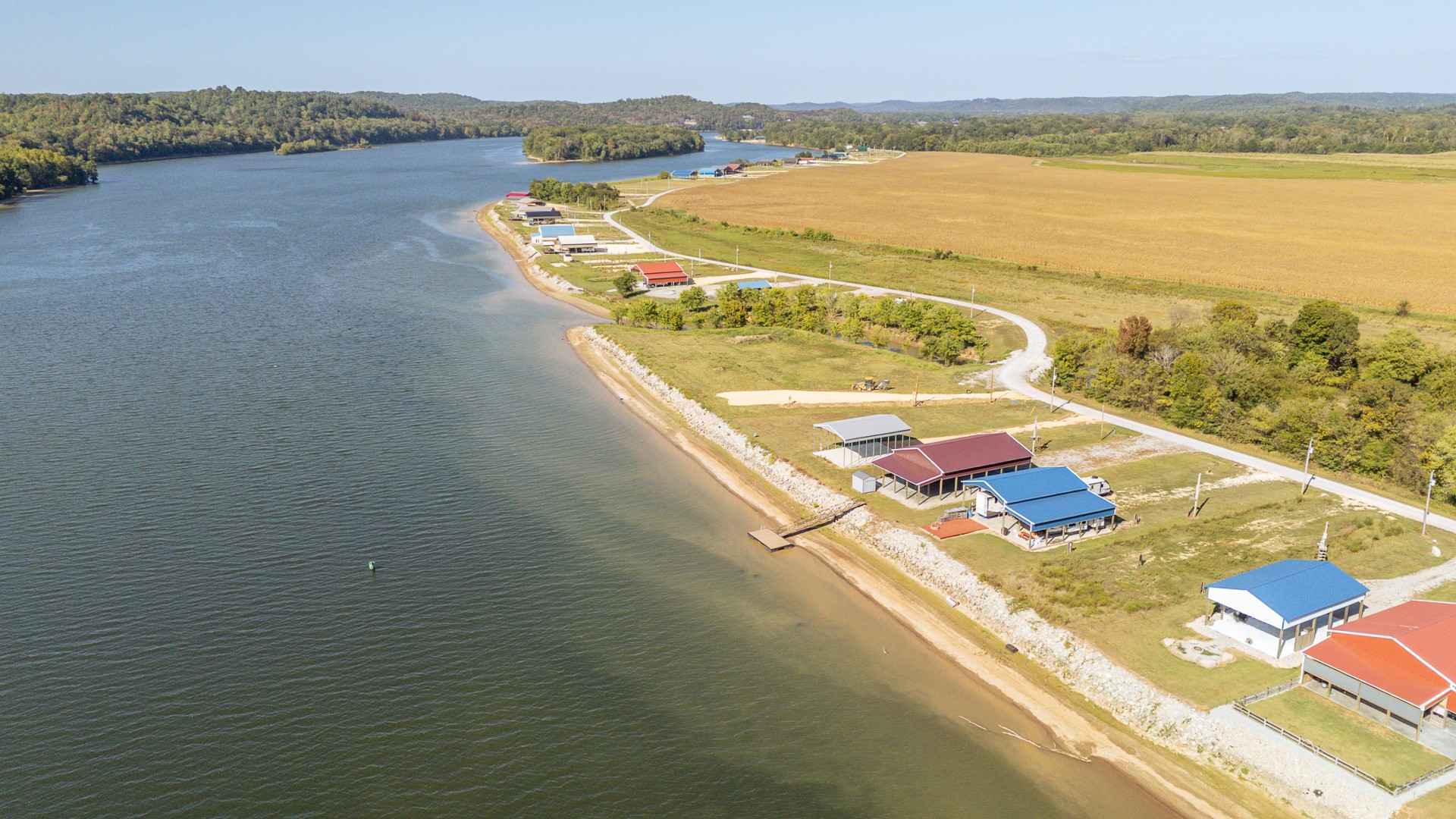 1997 Hardin Bottom River Road Clifton, TN 38425 - Photo 34 of 50 a view of an ocean and beach