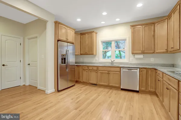 $1,100,000 | 5244 Mitchell Street, Alexandria, VA 22312