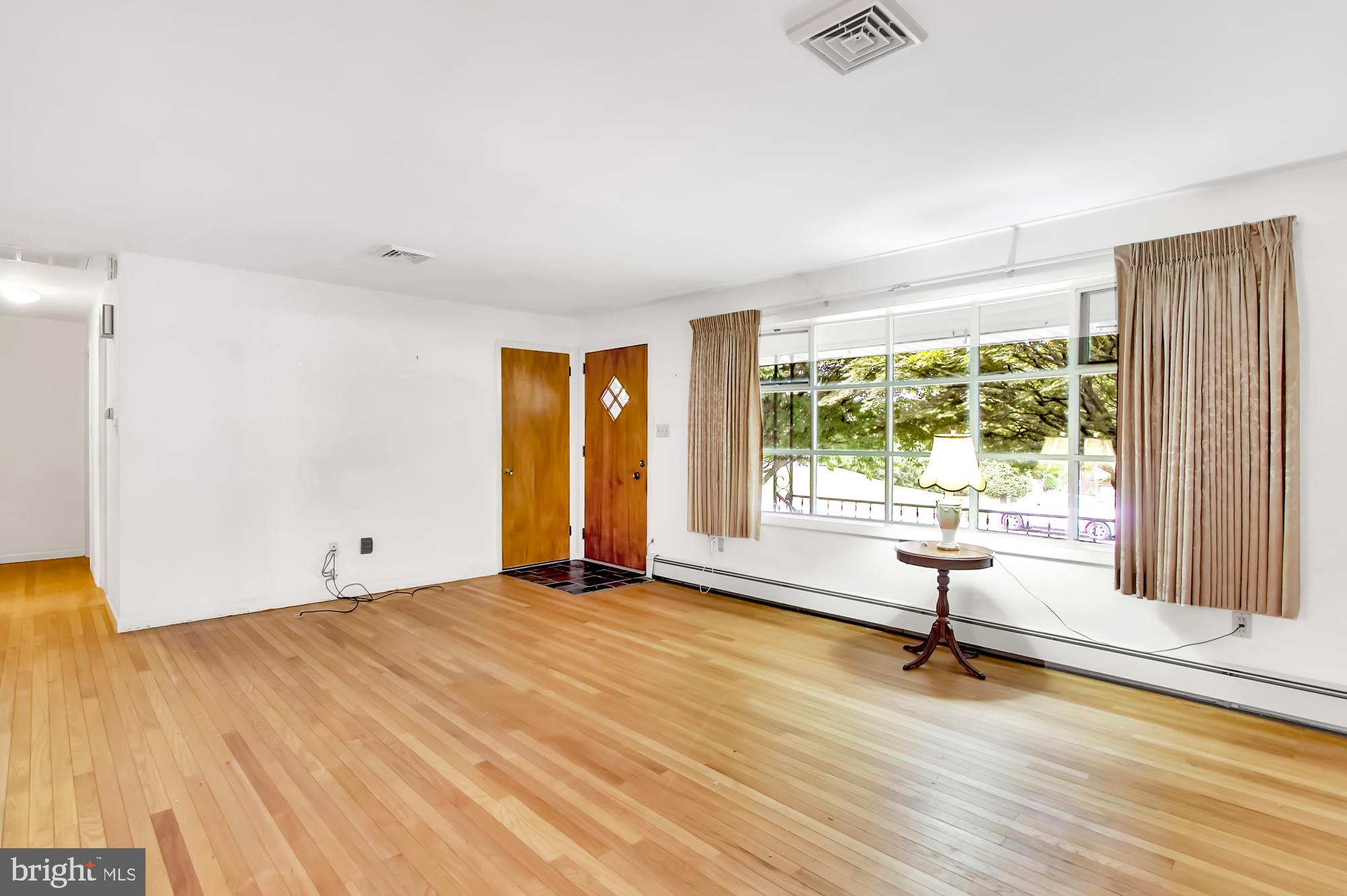 1341 Logan Street Reading, PA 19607 - Photo 3 of 24 Gallery Image 3