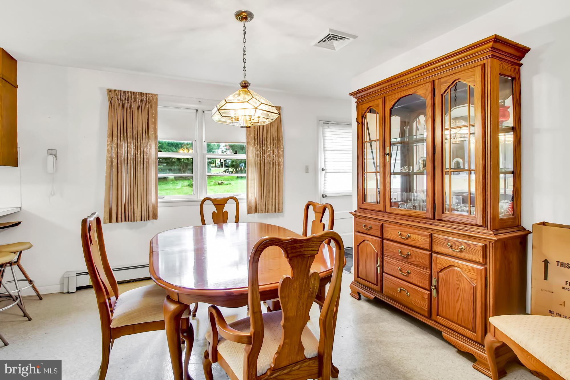 1341 Logan Street Reading, PA 19607 - Photo 5 of 24 Gallery Image 5