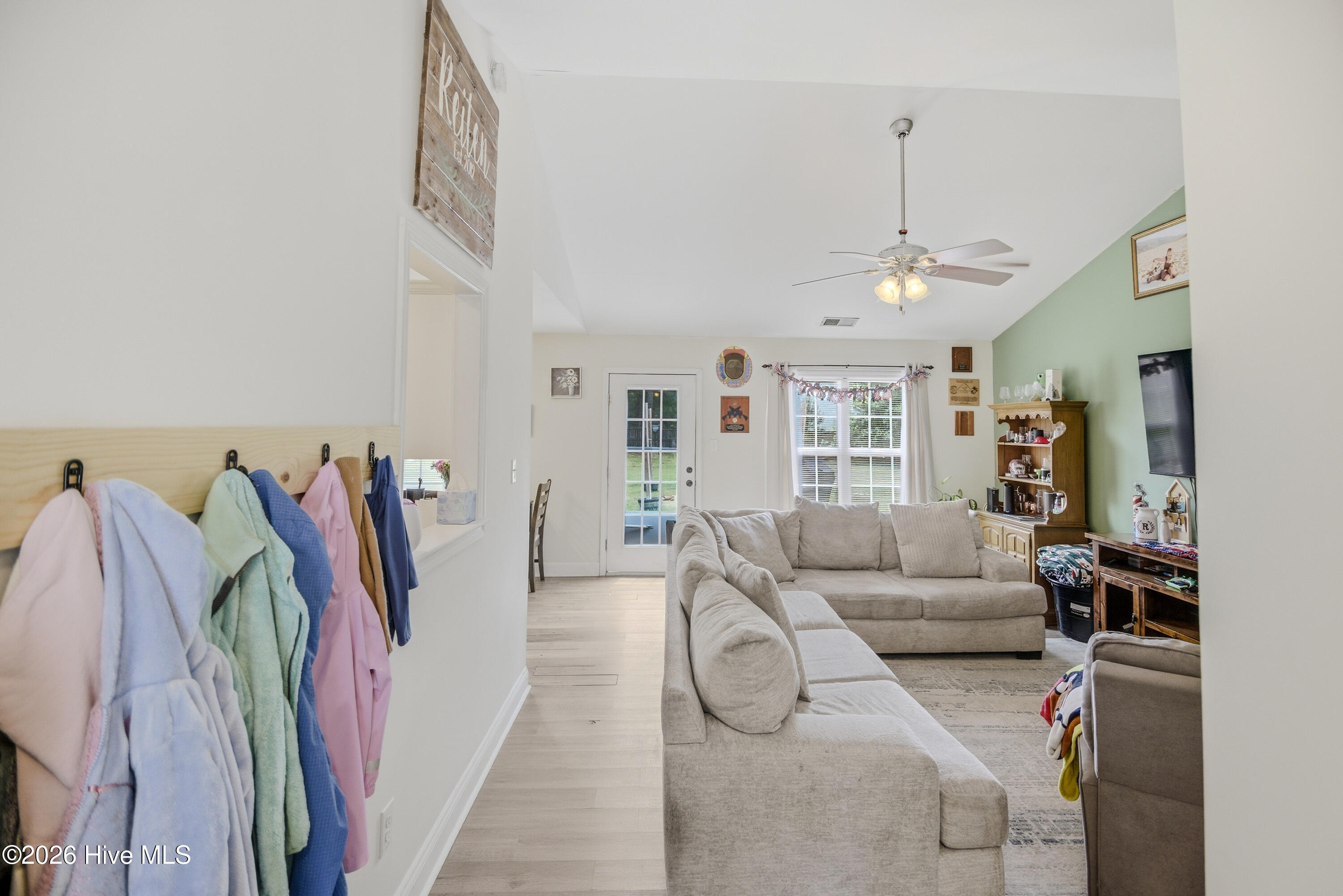 104 Van Riggs Road Hubert, NC 28539 - Photo 4 of 35 398A2068