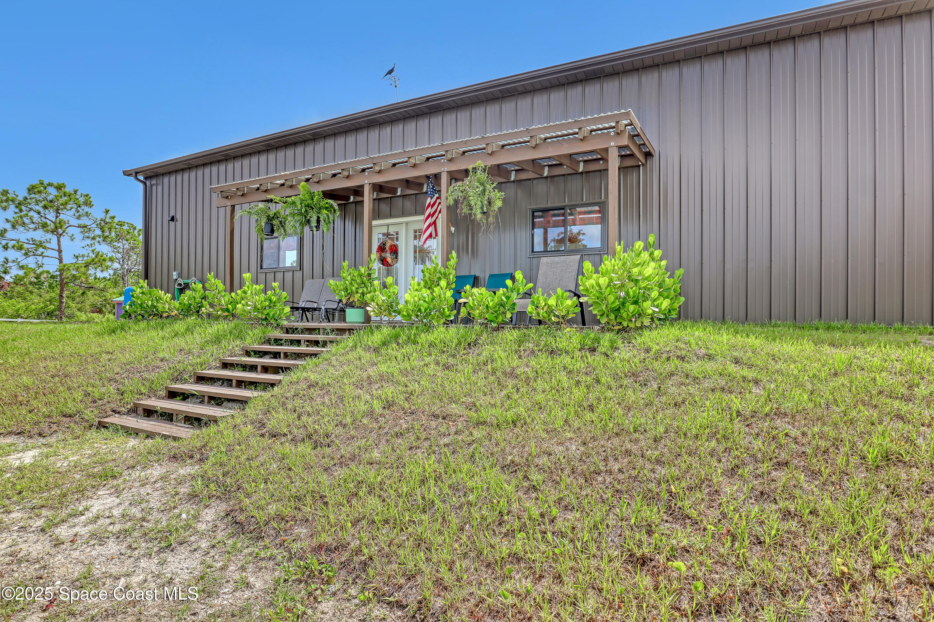 9341 Fleming Grant Road Micco, FL 32976 - Photo 37 of 51 9341 Fleming (38)