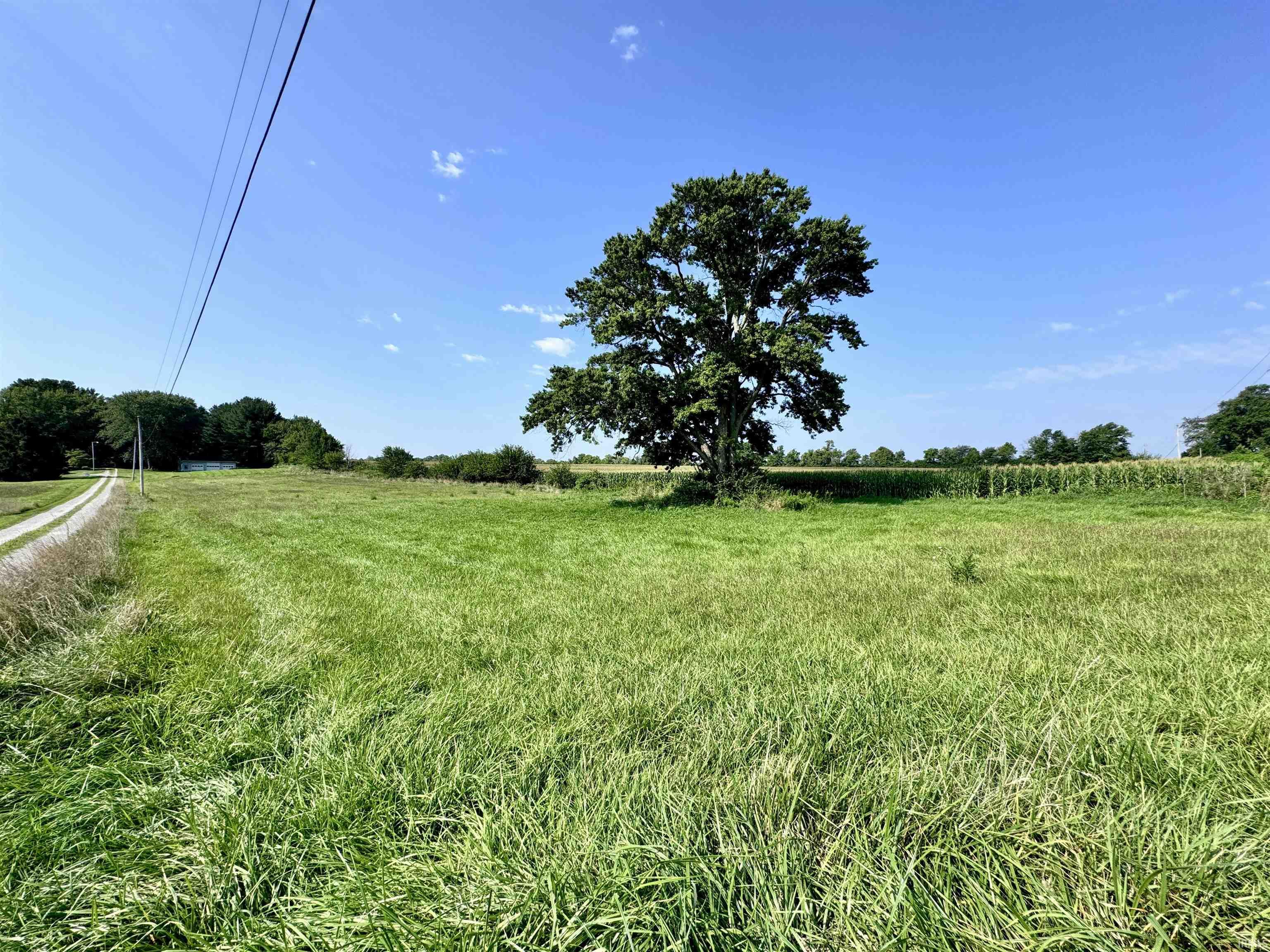 200 N EAST County Road Logansport, IN 46947 - Photo 4 of 25
