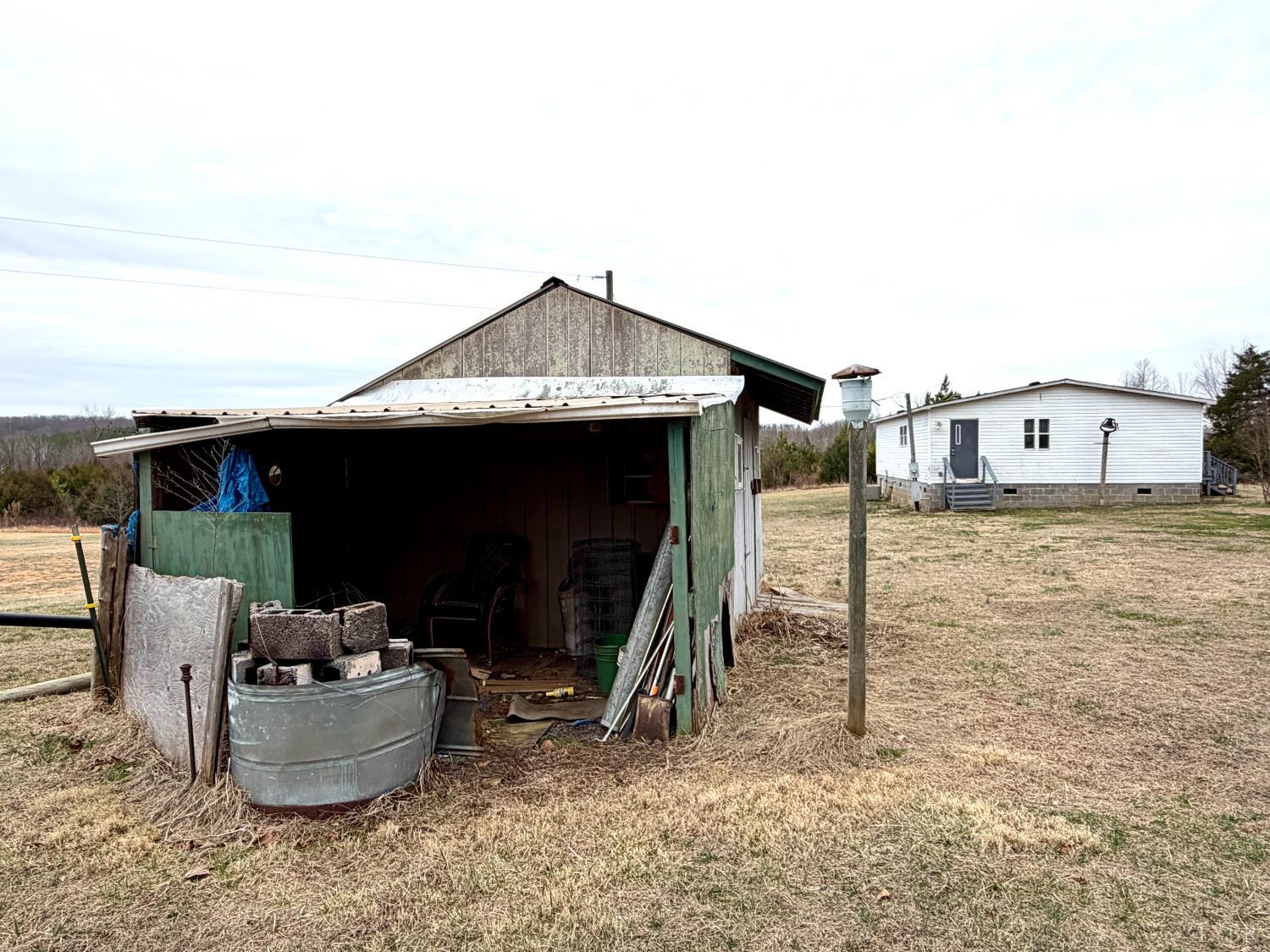 1472 Twenty Two Road Pamplin, VA 23958 - Photo 11 of 38