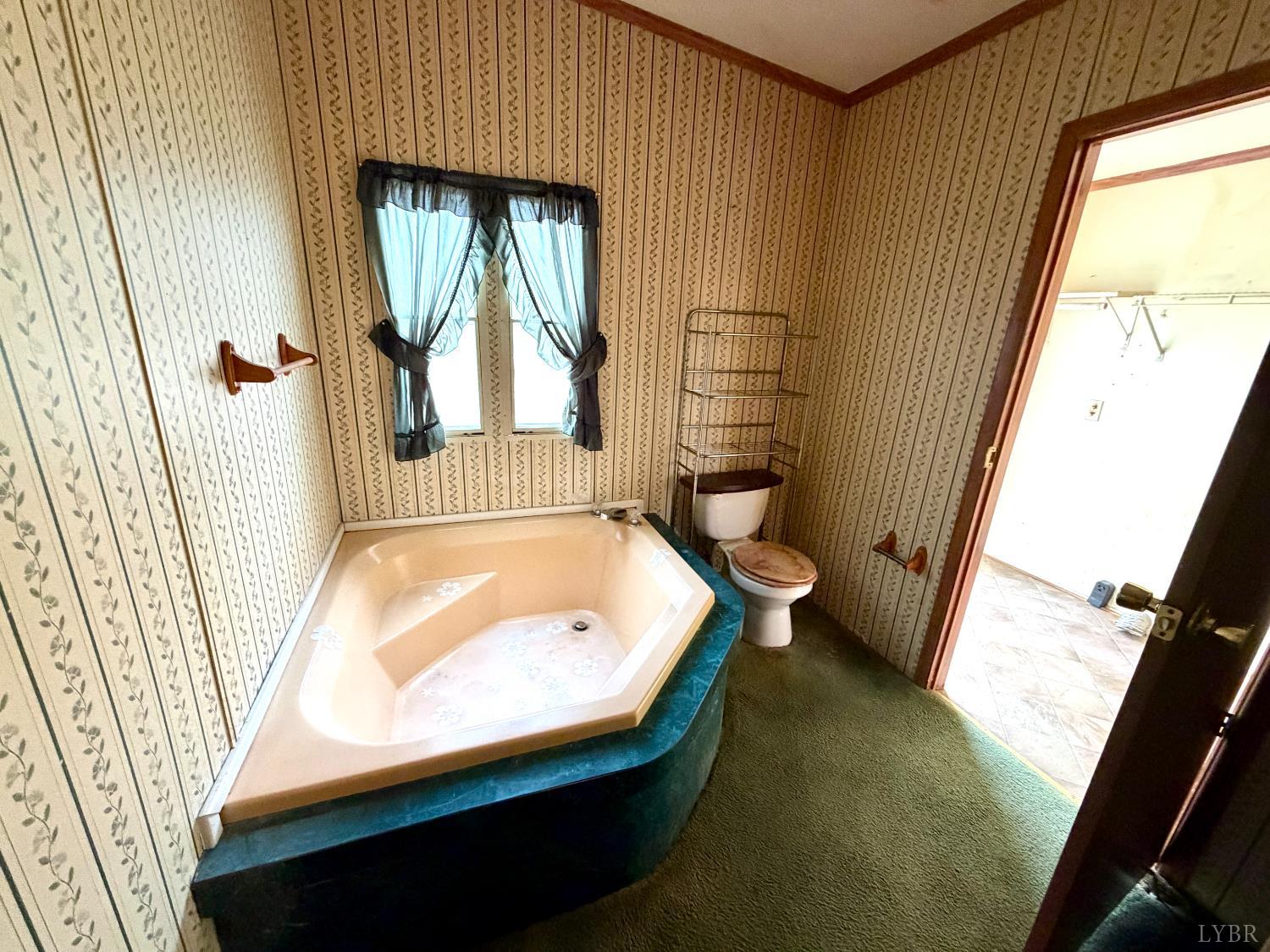 1472 Twenty Two Road Pamplin, VA 23958 - Photo 25 of 38 Primary bathroom