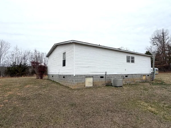 $168,000 | 1472 Twenty Two Road, Pamplin, VA 23958