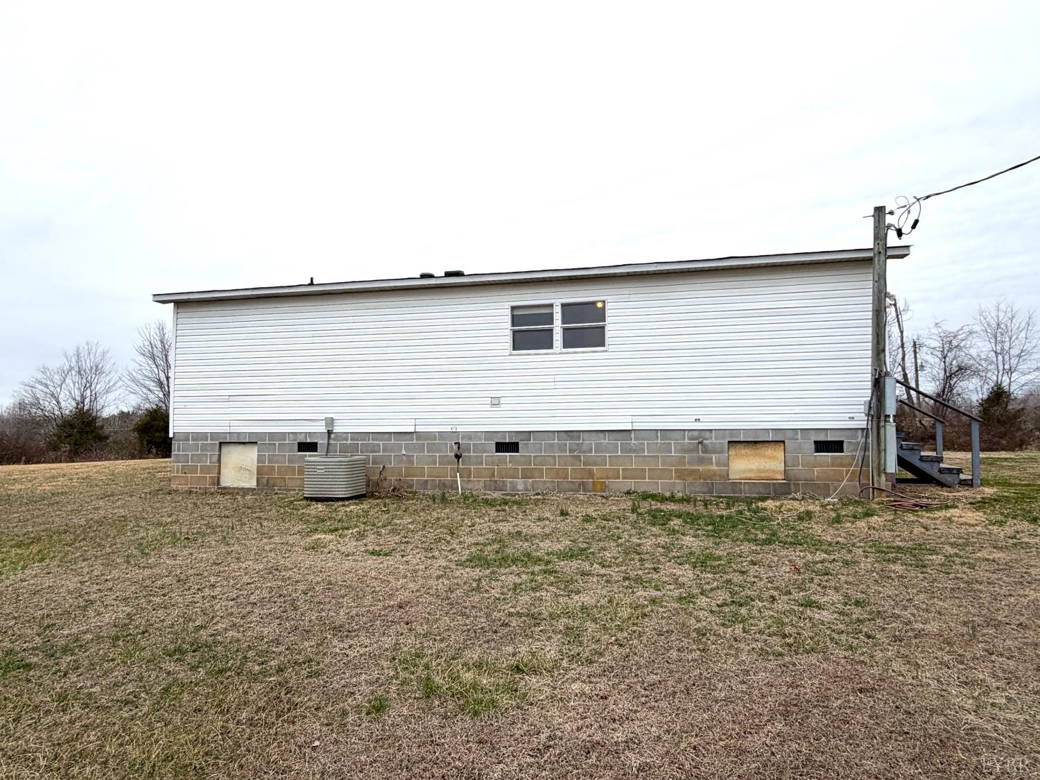 1472 Twenty Two Road Pamplin, VA 23958 - Photo 31 of 38