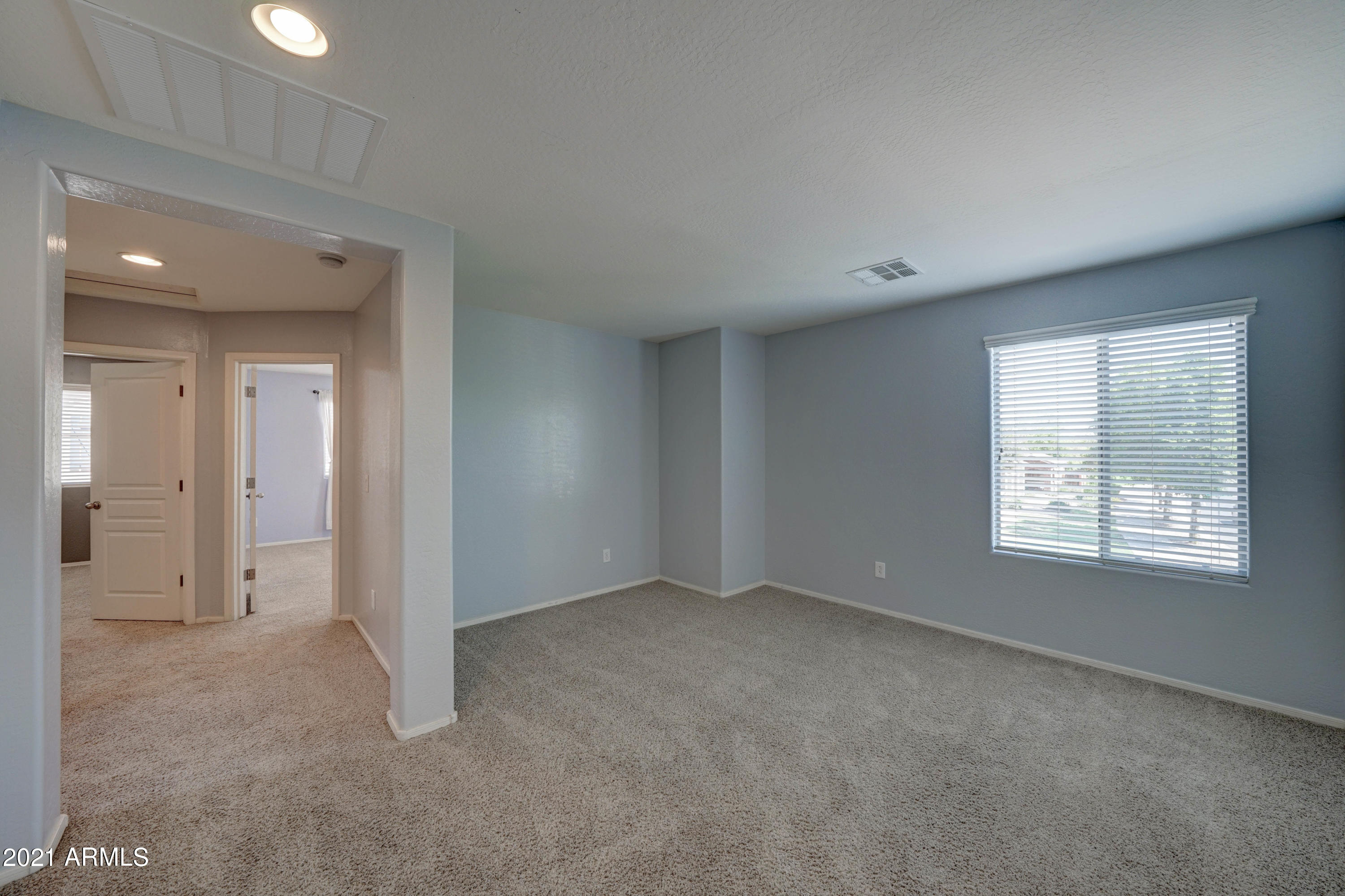 3833 East Trigger Way Gilbert, AZ 85297 - Photo 16 of 31 3833 E Trigger Way-14
