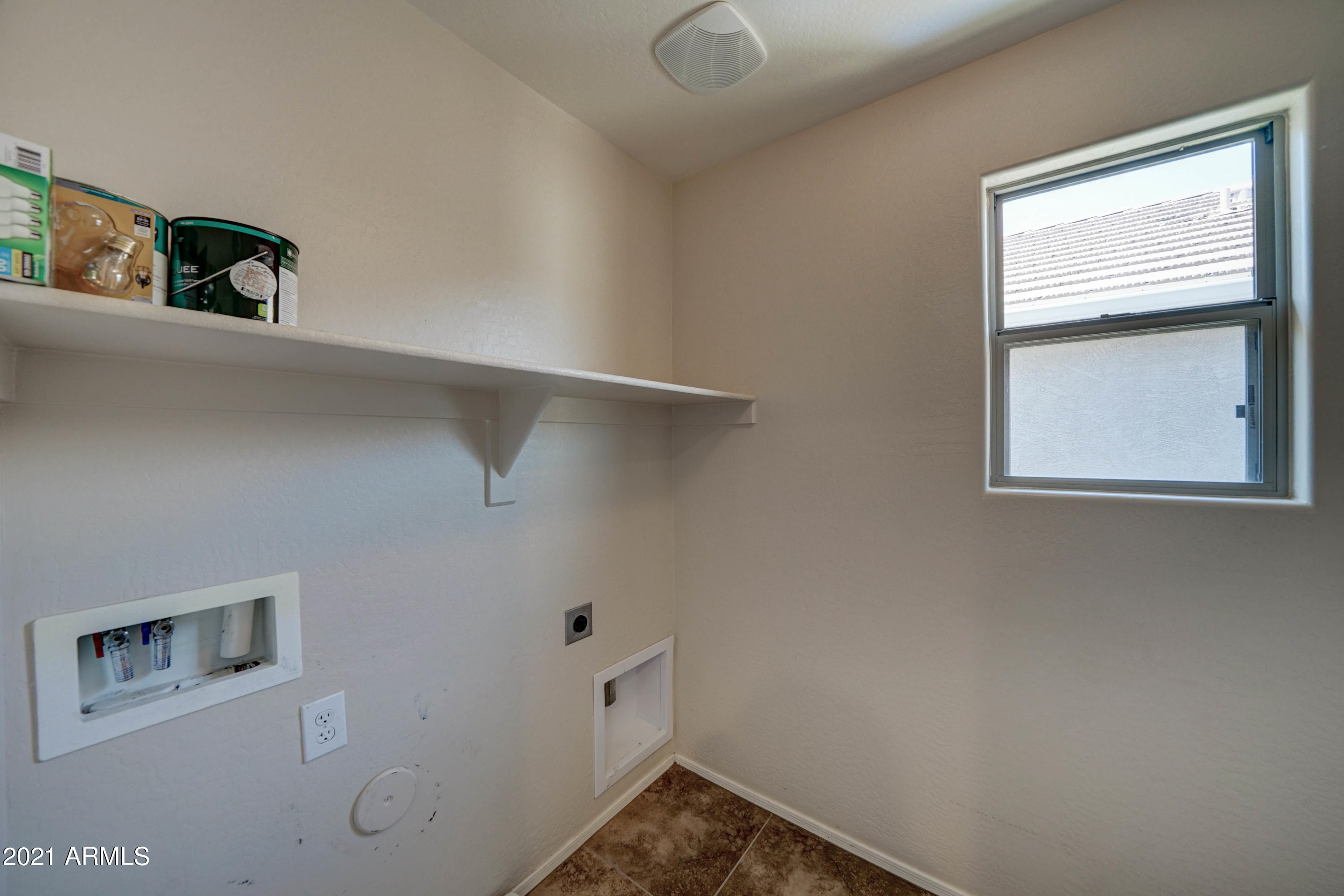 3833 East Trigger Way Gilbert, AZ 85297 - Photo 23 of 31 3833 E Trigger Way-21