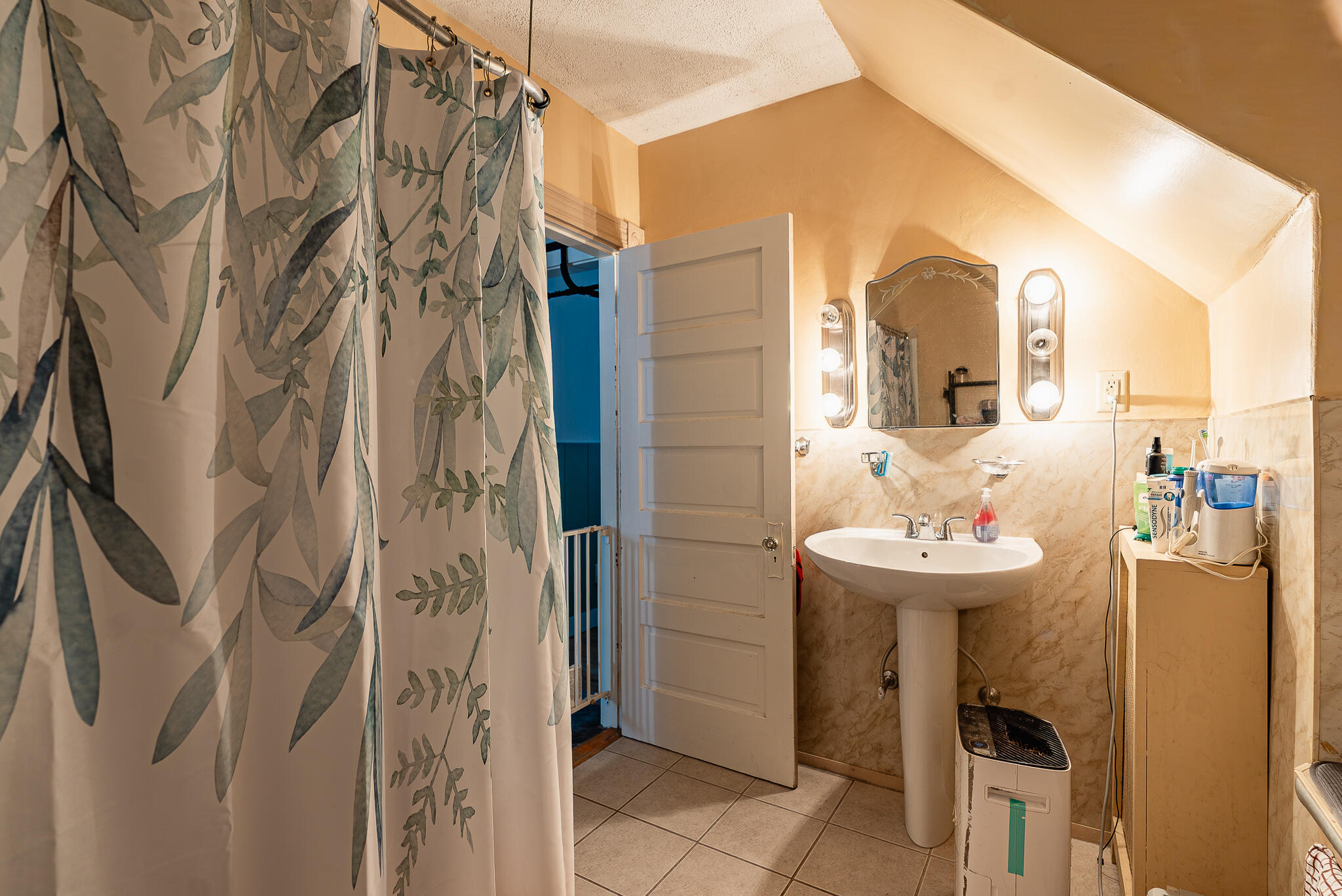 32 Orange Street Lewiston, ME 04240 - Photo 31 of 37 32_ORANGE_28